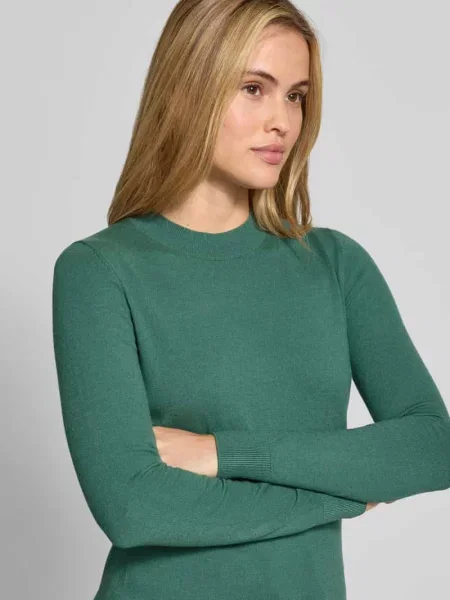 Sweter z dzianiny o kroju slim fit z elastycznymi wykończeniami Christian Berg Woman zielony