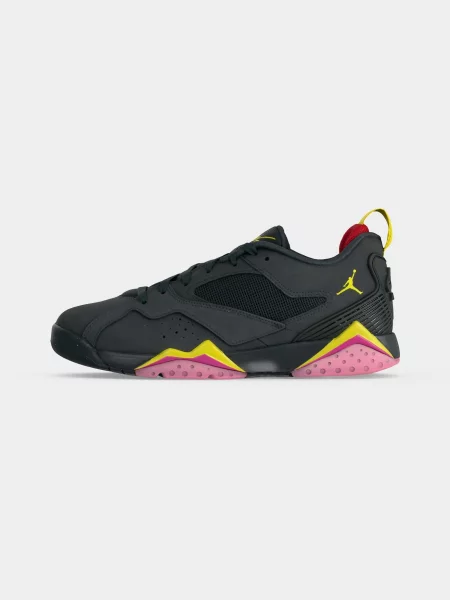 Sneakerși Jordan gri