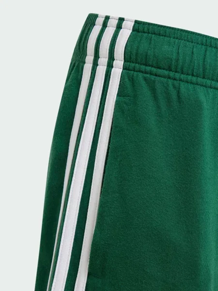 Детские шорты Adidas зеленые