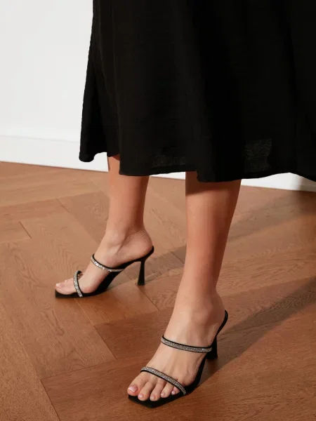 Mules Trendyol črna