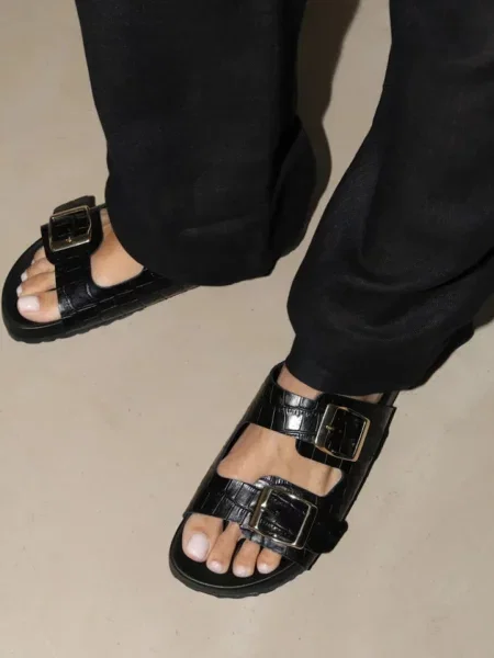 Usnjeni natikači Manebi Traveler Nordic Sandals M RT črna