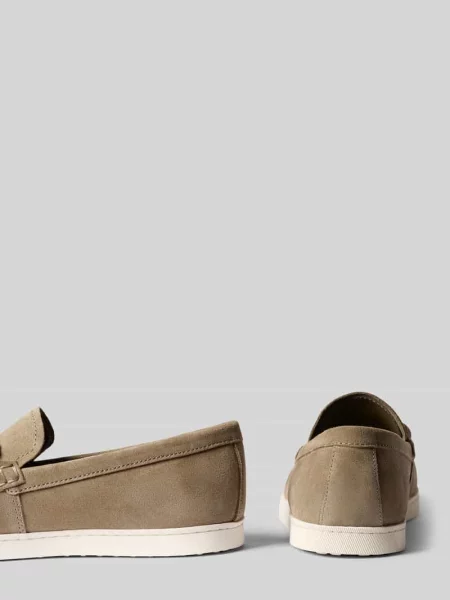 Loafers ze skóry z paskiem w efekt plecionki model HEAWS' Guess