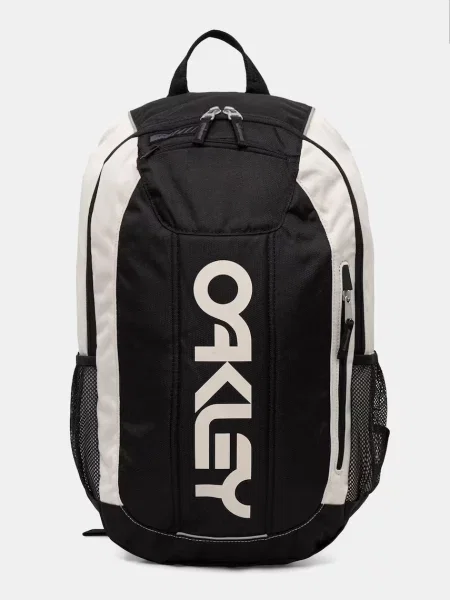 Oakley nahrbtnik črna