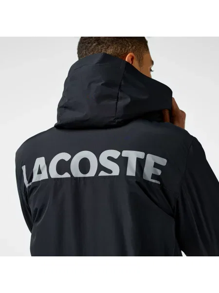 Lacoste Sportowy Wodoodporny Płaszcz Z Nadrukiem W Kapturze czarny
