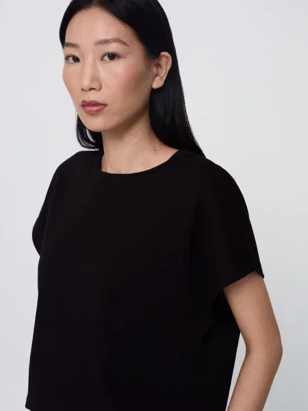 Футболка MANGO ліоцелл чорний