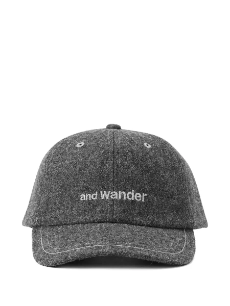 Șapcă And Wander de lână gri
