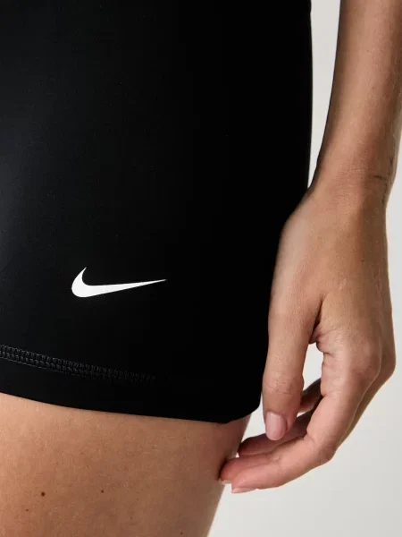 Női rövidnadrág Nike Pro Sculpt High Waisted 3" Biker fekete/fehér. Méret: XS fekete