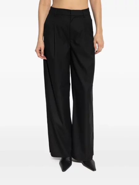 Pantaloni Gestuz plisate negru