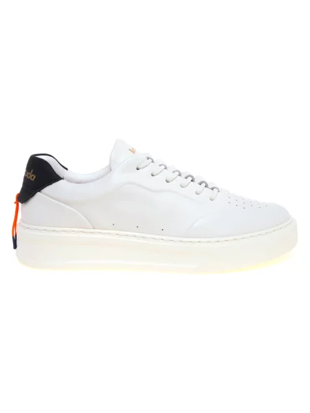 Sneakersy Barracuda skórzane wsuwane białe