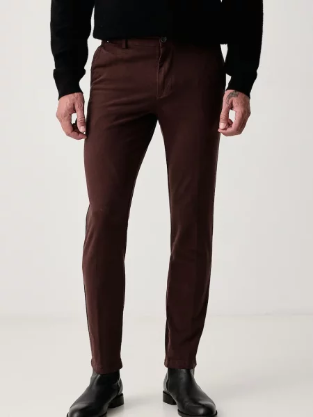 BOSS pantaloni chinos pentru bărbați din cu maro