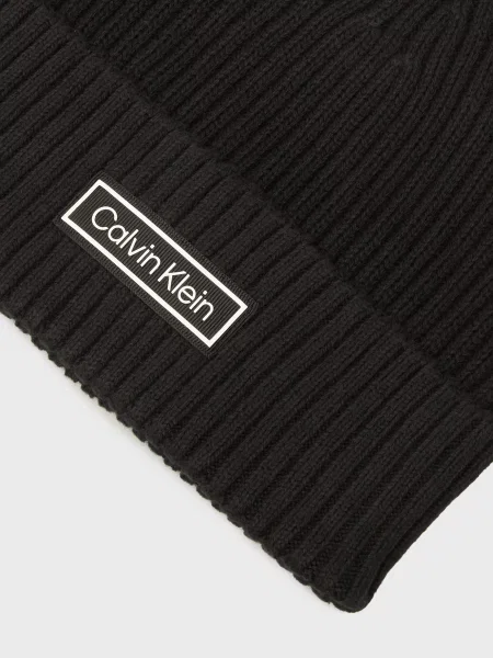 Шапка Calvin Klein чанкі чорна