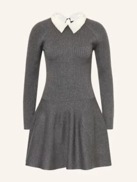 Maje Sukienka Z Dzianiny Z Odpinanym Kołnierzem I Ozdobnymi Perełkami grau biała