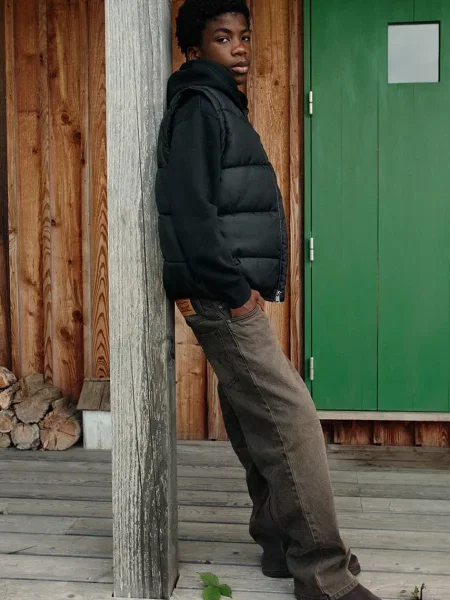 Levi's елек за деца BATWING EMB PUFFER VEST черно
