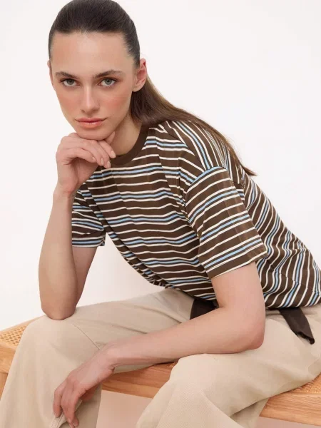 Trendyol Tricou azur / maro alb