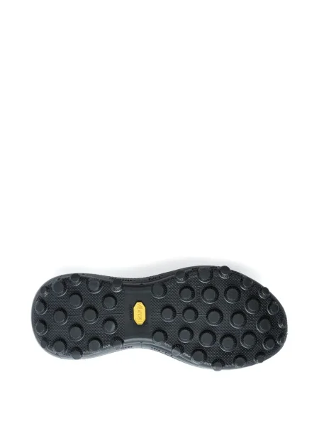 Sneakerși Satisfy plasă gri