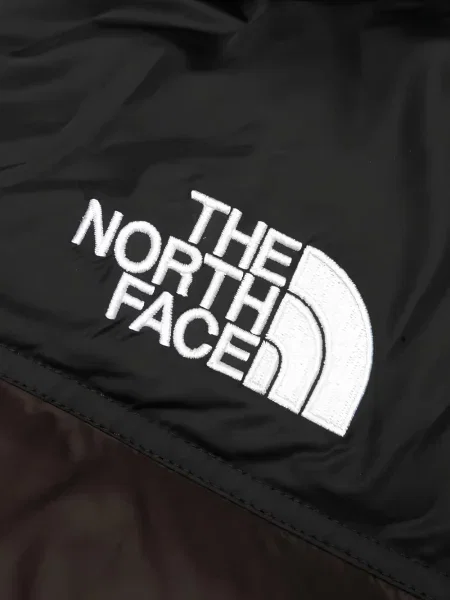 Geacă The North Face retro maro
