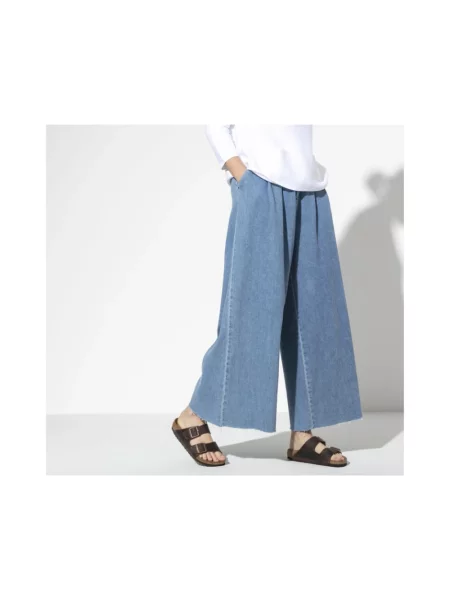 Klapki Birkenstock zamszowe brązowe