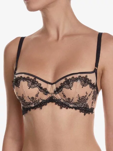 Мягкий бюстгальтер на косточках