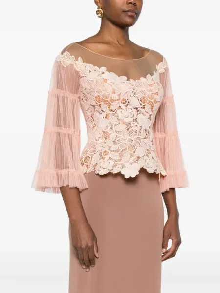 Bluzka Gemy Maalouf z falbankami koronkowa różowa