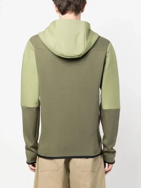 Kratke hlače Nike od flisa s vezom zelena