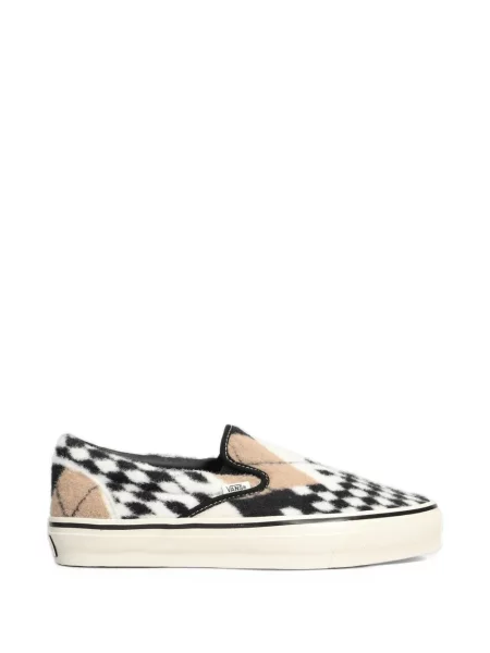 Карирани slip-on маратонки Vans бяло