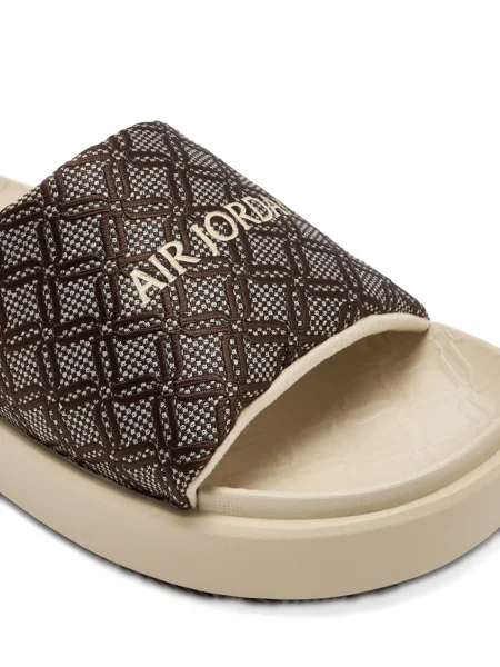 Мрежести чехли Nike с принт с пейсли десен оранжево