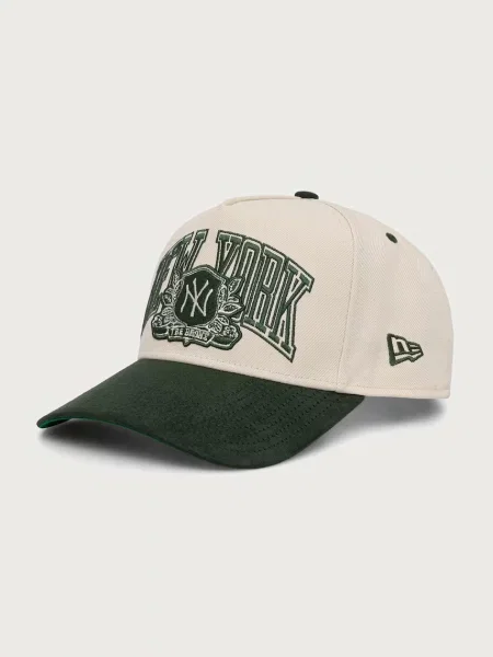 Czapka z daszkiem New Era zamszowa brązowa