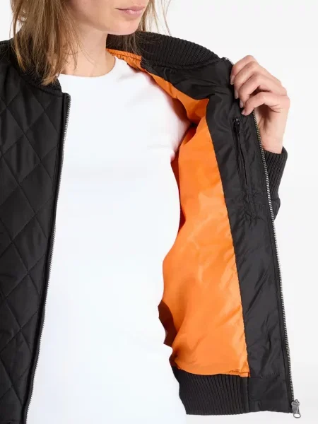Matlasat geacă bomber Urban Classics negru
