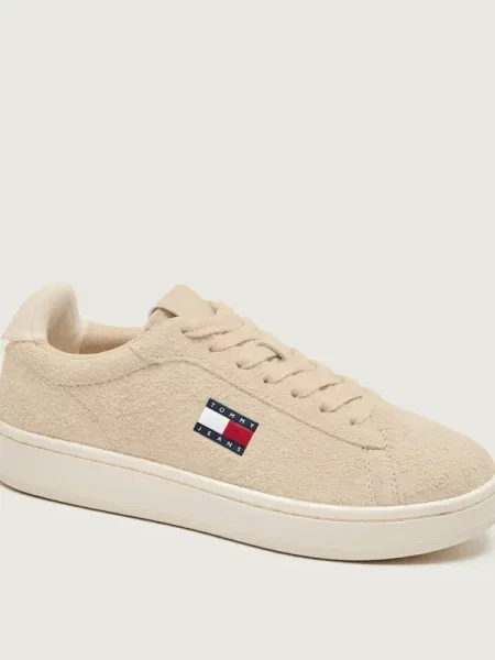 Sportcipők Tommy Jeans Logo Suede Archive bézs