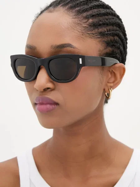 Óra Yves Saint Laurent barna