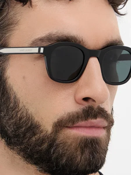 Saint Laurent négyzet alakú napszemüveg fekete