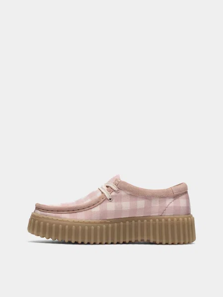 Замшевые ботинки Clarks розовые