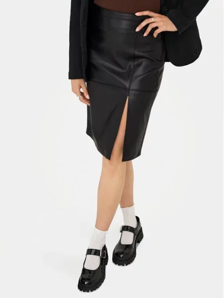 ONLY Krilo iz umetnega usnja Oline črna