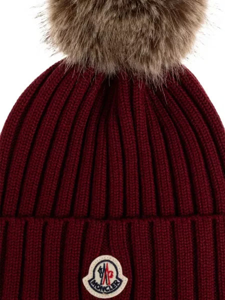 Căciulă Moncler roșu