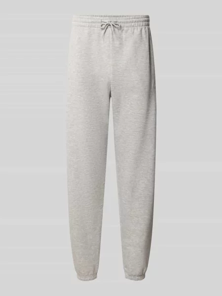 Spodnie dresowe o kroju regular fit z mieszanki bawełny z wyhaftowanym logo New Balance