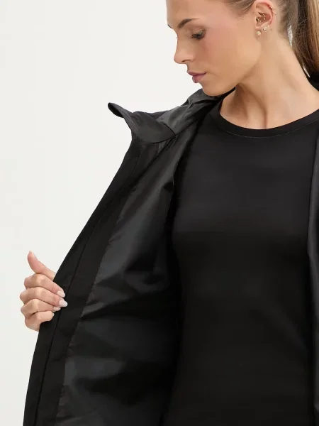 The North Face туристическо яке дамски QUEST черно