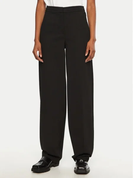 Patrizia Pepe Pantaloni din negru