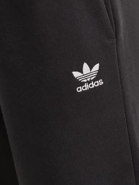 Pantaloni Adidas cu broderie negru