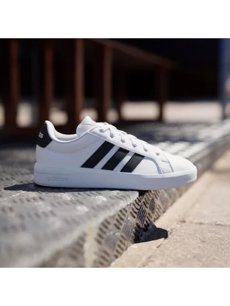 Sneakersy adidas bílé