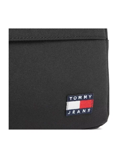 Tommy Jeans Smink táska Tjm Ess Daily Washbag fekete
