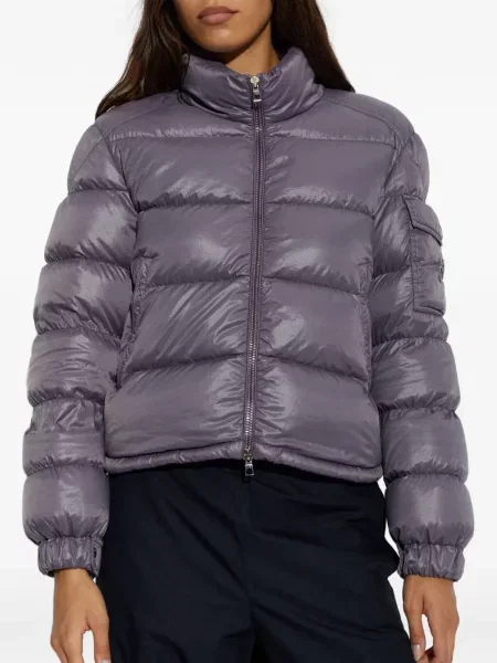 Matlasat geacă cu puf Moncler violet