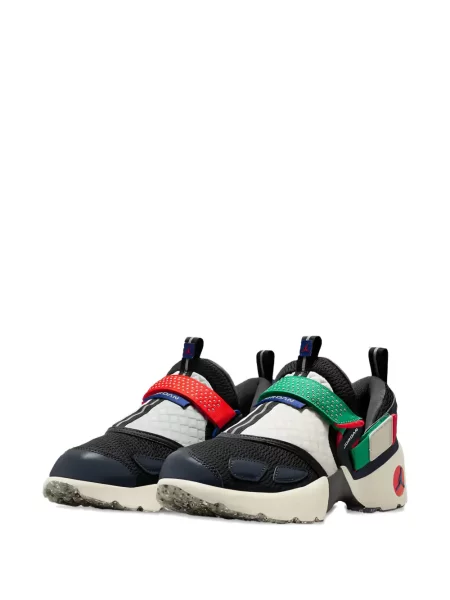 Sneakerși Jordan negru