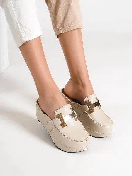 Japonke Capone Outfitters bela