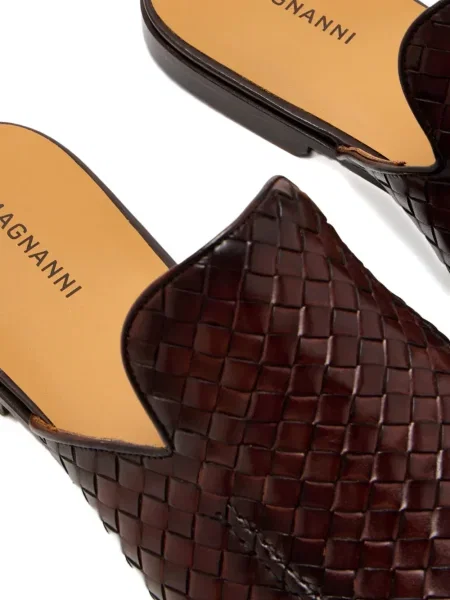 Papuci tip mules Magnanni din piele maro