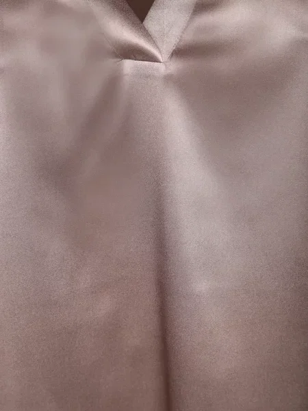 Satenska bluza Blanca Vita s V-izrezom smeđa