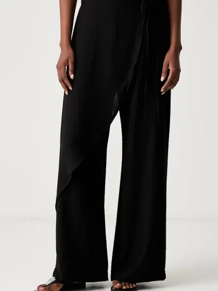 Haveone pantaloni pentru femei cu in negru