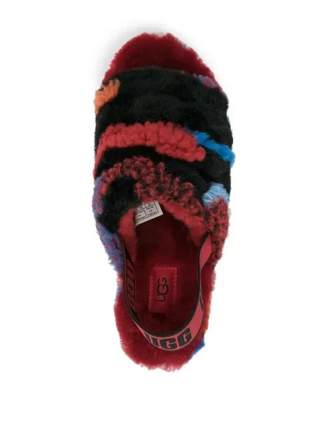 Papuci Ugg roșu