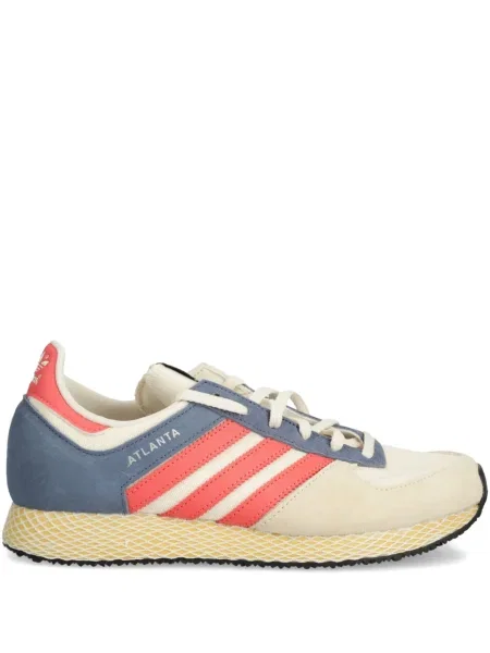 Велурени маратонки Adidas Superstar бяло