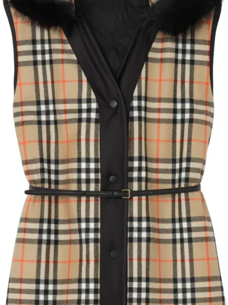 Vestă Burberry în carouri cu glugă
