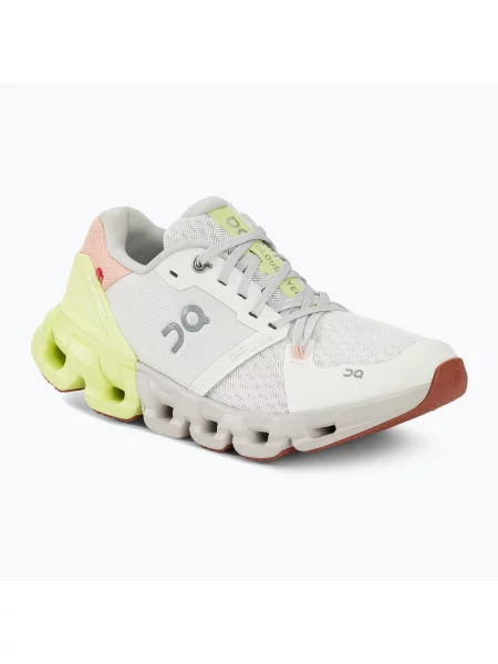 Női futócipő On Cloudflyer 4 white/hay Cloudflyer 4 fehér